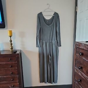 ●●FREE PEOPLE HOT SHOT WIDE KEG LONG SLEEVE JUMPSUIT NWT SIZE XL●●